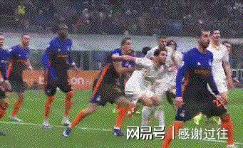 国米在对阵巴黎圣日耳曼的比赛中遭遇失败的球员